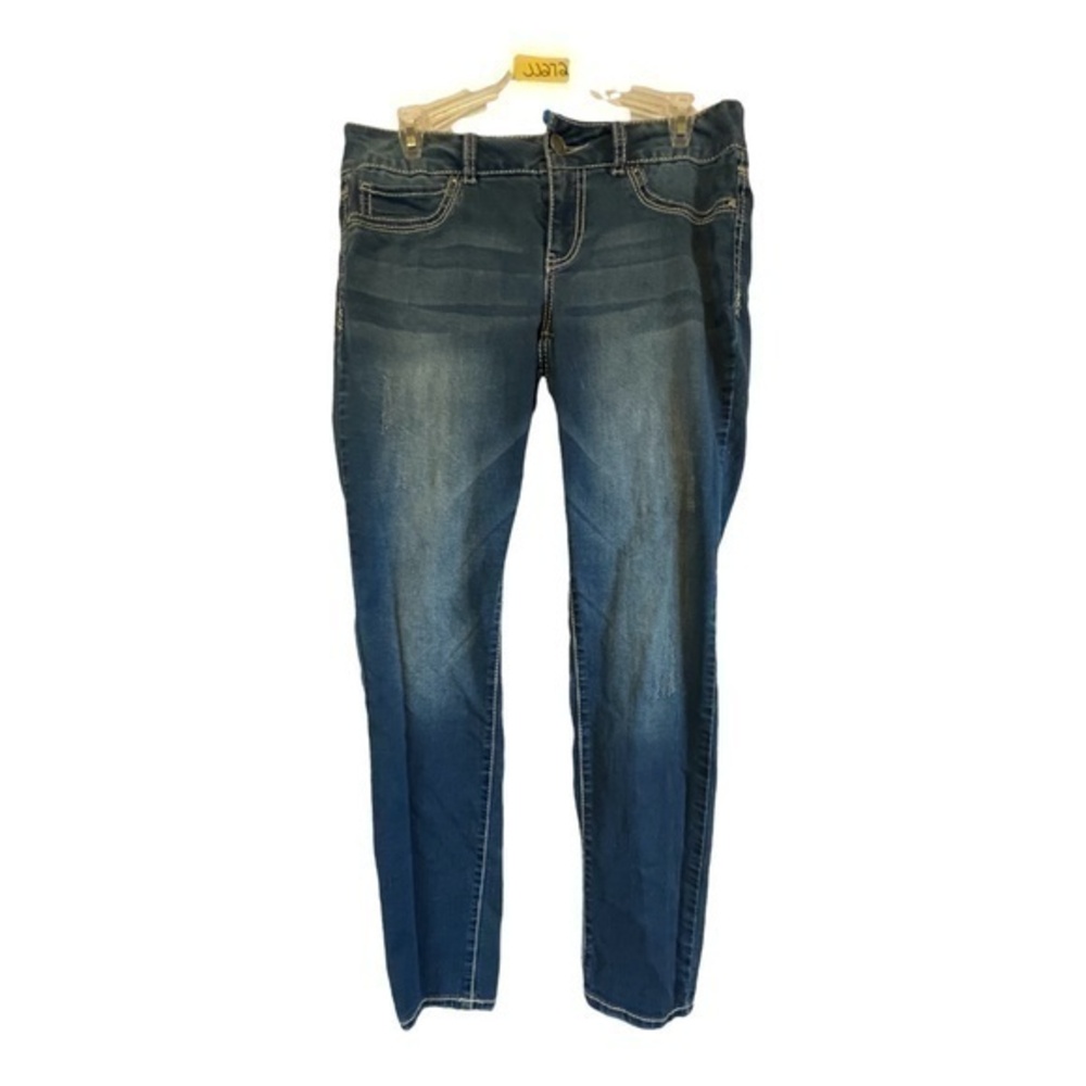 Maurices Womens Skinny Jeans Mid Rise Medium Wash Size Medium